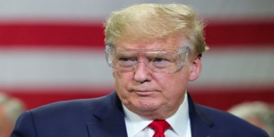 Trump'tan virüsle mücadele ekibini dağıtma kararı