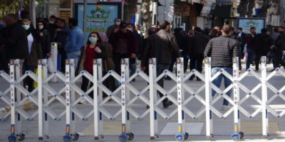 Van'da taziye kuran kişiye ve 6 kamu çalışanına ceza kesildi