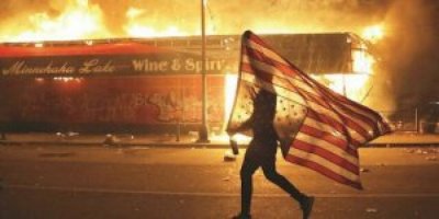 Ordudan Washington'a 750 asker ve 14 helikopterli güç yığınağı