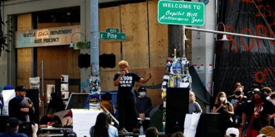 Trump, 'özerk bölge' ilan eden protestoculara 'terörist' dedi