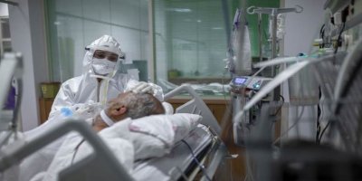 Türkiye’de son 24 saatte 21 kişi Covid-19 nedeniyle hayatını kaybetti