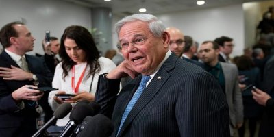 ABD’li Senatör Menendez: "Bu sular Yunanistan’a ait"