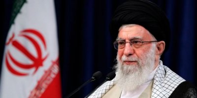 Hamaney: BAE, İsrail anlaşmasıyla İslam dünyasına ihanet etti