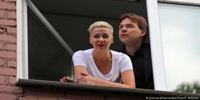 Belaruslu muhalif lider Kolesnikova: Başıma çuval geçirdiler