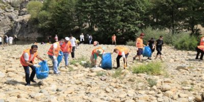 Birkleyn Mağaraları'ndaki çöpleri topladılar