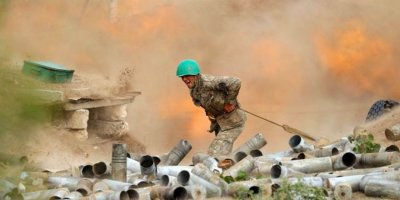 Dağlık Karabağ’da çatışmalar şiddetleniyor