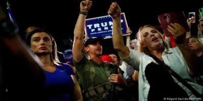 CNN: Silahlı Trump yanlıları toplandı