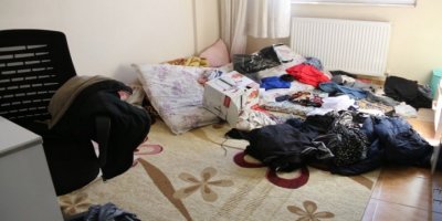 İHD ve MEBYA-DER yöneticilerinin evlerine polis baskını