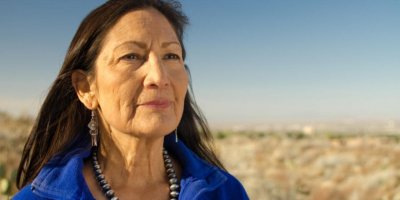 Biden, ilk defa bir Amerikalı yerliyi bakan olarak atayacak