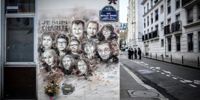 Charlie Hebdo davasında karar açıklandı: İkisi Türk 14 zanlıya ceza yağdı