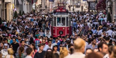 Metropoll anketine göre halkın yüzde 64’ünün refahı kötüleşti