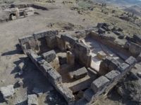 Diyarbakır'da bin 700 yıllık tapınak bulundu