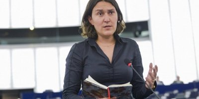 Kati Piri'den Gergerlioğlu tepkisi: Yasadışı, ahlâka aykırı ve korkakça bir eylem