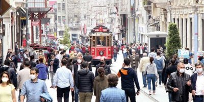 Türkiye’de günlük Covid-19 vaka sayısı 50 bine yaklaştı