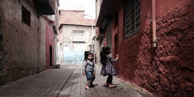 Suriçi’nde çocuklar raporu: Çatışma travması var, oyun alanı yok