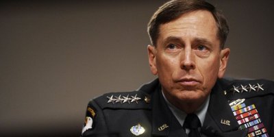 Petraeus: İran destekli milisler geçtiğimiz 20 yılda ABD için büyük baş ağrısı oldu