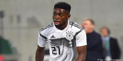 Sporda ırkçılık: Alman Milli Takımı sahayı terk etti