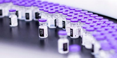 Avrupa'da üçüncü doz BioNTech/Pfizer aşısına onay