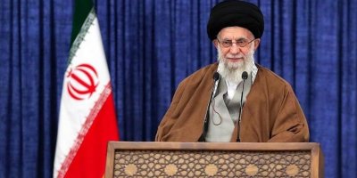 Azerbaycan, İran'ın dini lideri Hamaney'in ofisini kapattı