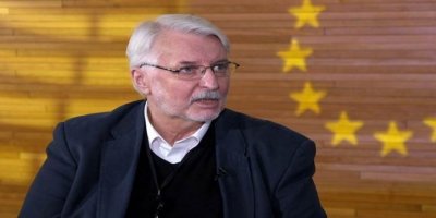 Polonyalı siyasetçi: Belarus’ta 7 bin değil, 70 bin göçmen var