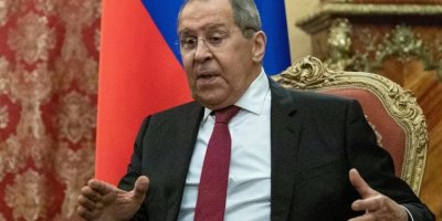 Lavrov'dan Türkiye'ye Ukrayna eleştirisi