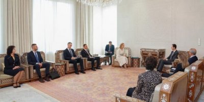 Esad’dan Rojava’daki Hol ve Roj kampları hakkında açıklama!