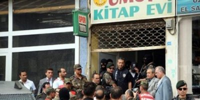 Bombalar, Uziler, "iyi çocuklar" ve madalyalar - Gökçer Tahincioğlu*