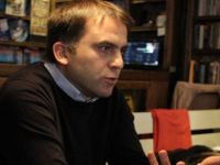 "Kürtler ırkçı olamaz çünkü ırkçılık bir sistemdir"