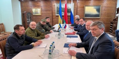 Savaşta 12. gün: Heyetler, müzakerelerin 3. turu için bir araya geldi