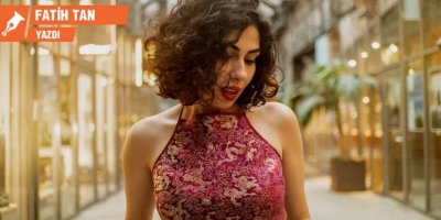 Kürt müziğinde dramturg ironi: Hêja Netirk