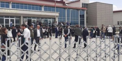 Kobanê davasının eski hakimi 'suç örgütü üyeliği'nden gözaltına alındı