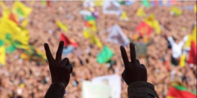 Kürtler dindar ama ümmetçi değil, Kürt milliyetçisi ama Türkiyeli - Yıldıray Oğur