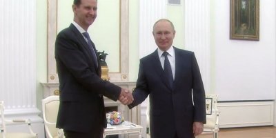 Esad'dan Putin'e teşekkür: Yüzlerce Suriyeli asker Ukrayna yolunda, binlercesi sırada