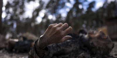 İşgalde 41. gün - Ukrayna: Rusya 60 bin paralı askeri silah altına alıyor