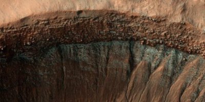 NASA, Mars'ın 'kuru buz' katmanlarını görüntüledi