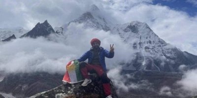 Kürdistan Bayrağı Everest zirvesinde