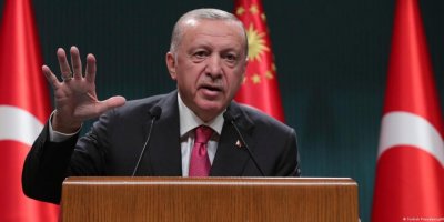 Kendi vatandaşlarına "Sürtük" diyen Erdoğan hakkında suç duyurusu