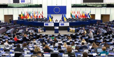 AP'den Ankara'ya "Rusya konusunda net ol" çağrısı