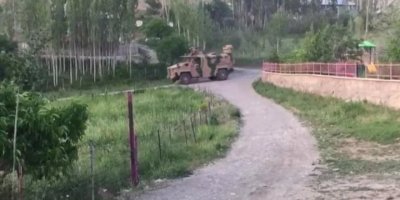 İHD: Hakkari'de 20 sivil operasyon bölgesine götürüldü
