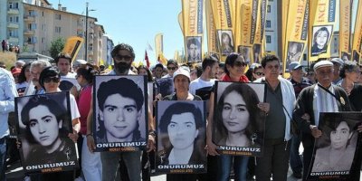 İHD: "2 Temmuz 1993, Türkiye tarihinde bir utanç sayfası"