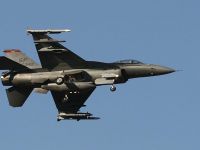 ABD, Deyre Zor'da SDG'ye saldıran Esad güçlerini vurdu!