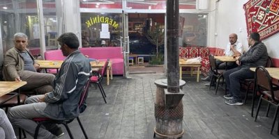 ARDAHAN- Sıcaklık sıfırın altına düştü, sobalar yakıldı!