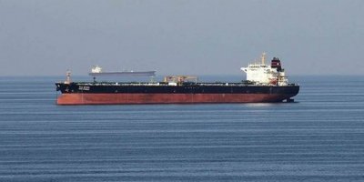 İran Basra Körfezi'nde bir gemiye el koydu