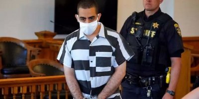 Salman Rüşdi'ye saldıran Matar: Humeyni'ye hayranım