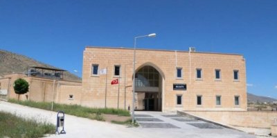 Batman’da AK Parti’den istifa eden başkanvekili usulsüz işe alınanların listesini paylaştı