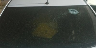 Amedspor taraftarlarının bulunduğu araca yorgun mermi isabet etti