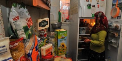 DİSK-AR: Dar gelirlinin gıda enflasyonu yüzde 126-146 arasında