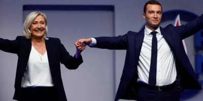 Fransa'da Ulusal Cephe'de bir ilk: Le Pen dönemi kapandı