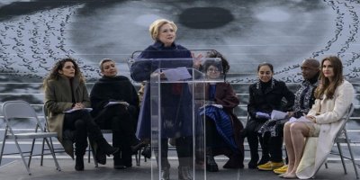 Hillary Clinton ve kadın sanatçılardan BM’ye İran çağrısı