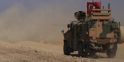 Türkiye, Suriye'deki belirlenen noktalarda yeniden askeri güçlerini konuşlandırdı